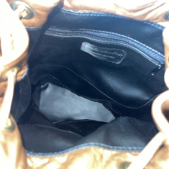 Stylish Gold and Brown Shoulder Bag - Picture 6 of 15